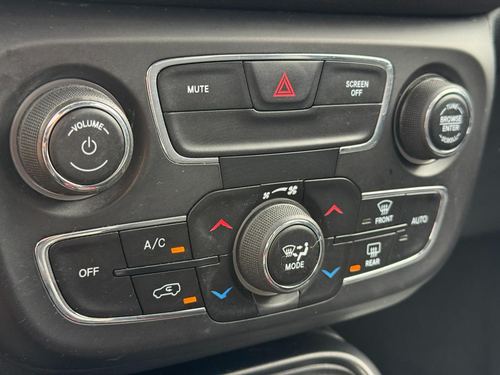 2018 Jeep Compass — photo 39