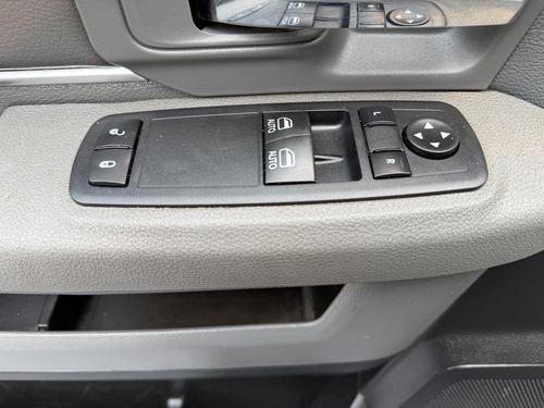 2016 Ram 2500 — photo 16