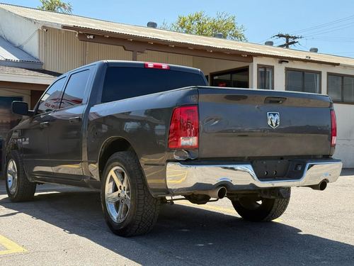 2017 Ram 1500 ST — photo 7