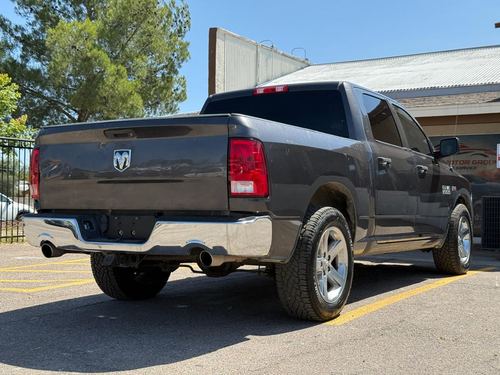 2017 Ram 1500 ST — photo 10