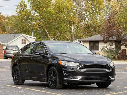 2019 Ford Fusion — photo 4