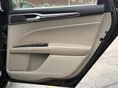 2019 Ford Fusion — photo 39