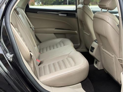 2019 Ford Fusion — photo 32