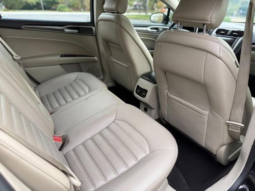 2019 Ford Fusion — photo 36