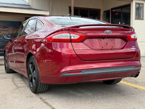 2016 Ford Fusion — photo 10