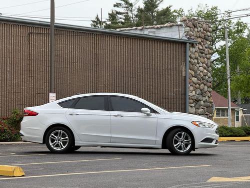 2018 Ford Fusion SE FWD — photo 7