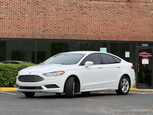 2018 Ford Fusion SE FWD — photo 12