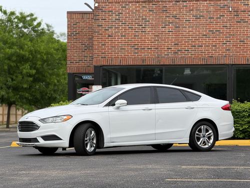 2018 Ford Fusion SE FWD — photo 13
