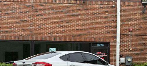 2018 Ford Fusion SE FWD — photo 17