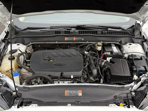 2018 Ford Fusion SE FWD — photo 29