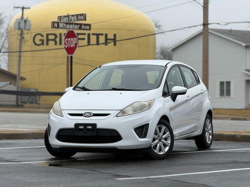 2012 Ford Fiesta — photo 3