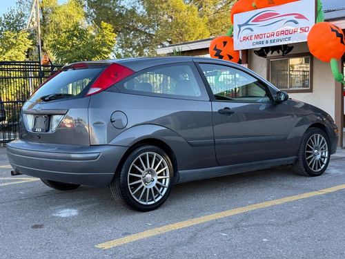 2002 Ford Focus — photo 11