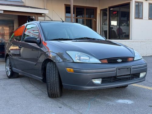 2002 Ford Focus — photo 14