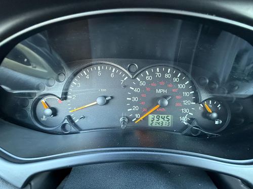 2002 Ford Focus — photo 22