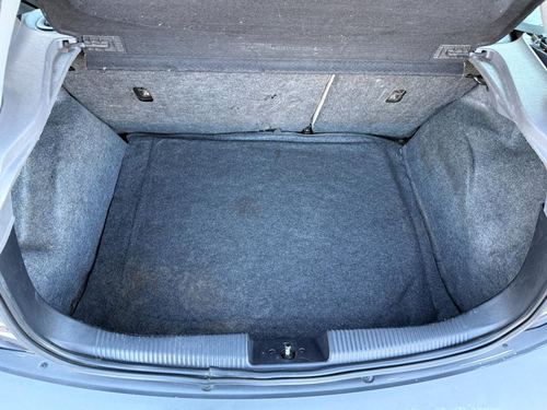 2002 Ford Focus — photo 30
