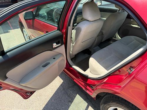 2009 Ford Fusion — photo 33