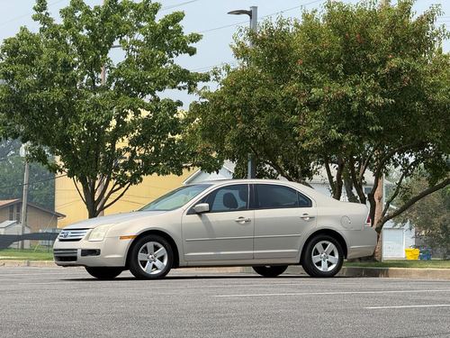 2009 Ford Fusion — photo 2