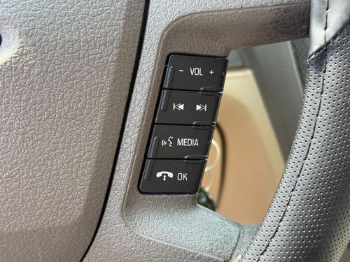2009 Ford Fusion — photo 24