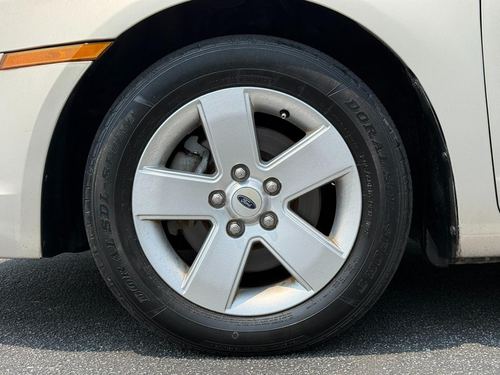 2009 Ford Fusion — photo 29