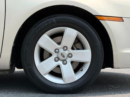2009 Ford Fusion — photo 31