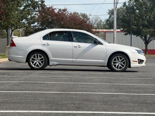 2010 Ford Fusion SE — photo 4
