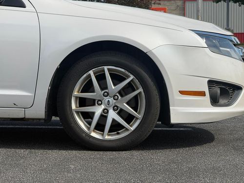 2010 Ford Fusion SE — photo 7