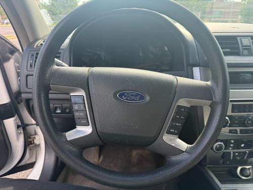 2010 Ford Fusion SE — photo 12
