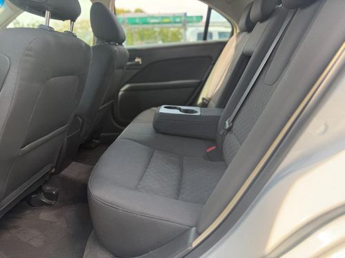 2010 Ford Fusion SE — photo 20