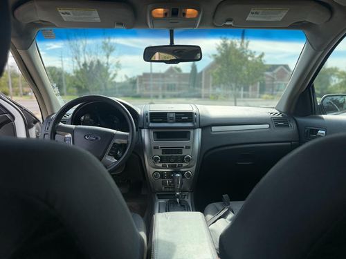 2010 Ford Fusion SE — photo 13