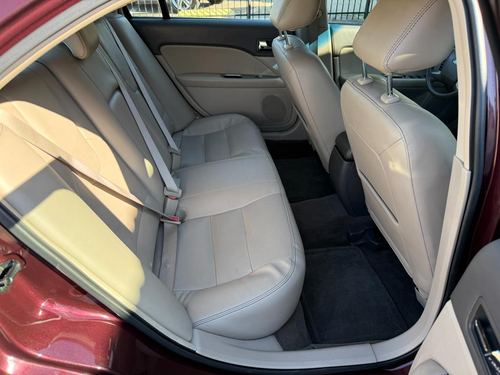 2011 Ford Fusion SEL — photo 16