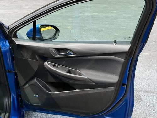 2017 Chevrolet Cruze — photo 19