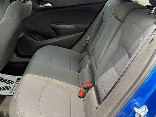2017 Chevrolet Cruze — photo 33