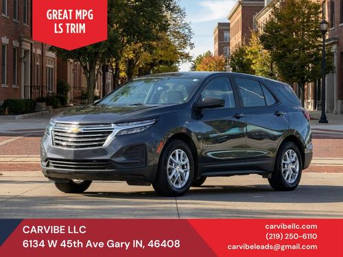 2022 Chevrolet Equinox LS — photo 2