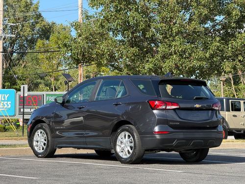 2022 Chevrolet Equinox LS — photo 6