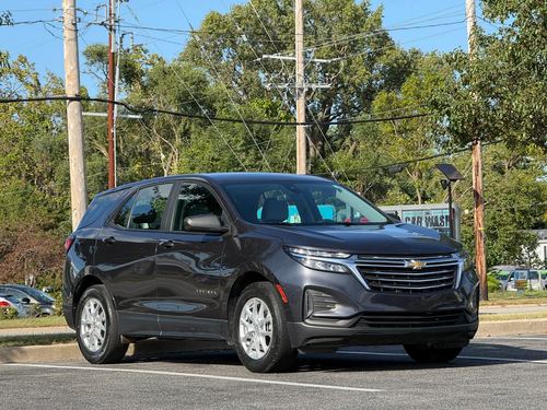 2022 Chevrolet Equinox LS — photo 12