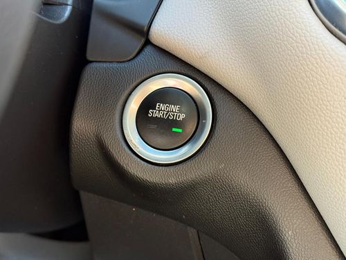 2022 Chevrolet Equinox LS — photo 31