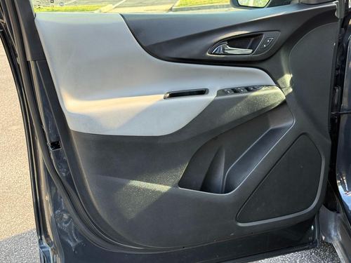 2022 Chevrolet Equinox LS — photo 41