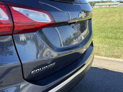 2018 Chevrolet Equinox LT — photo 10