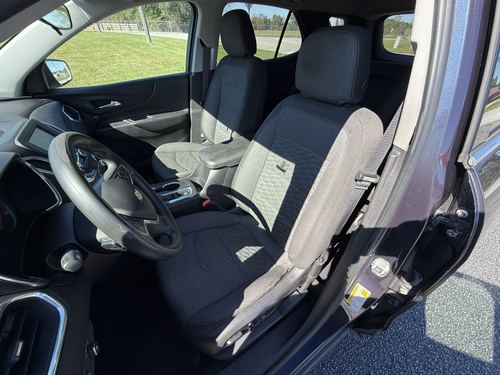 2018 Chevrolet Equinox LT — photo 30