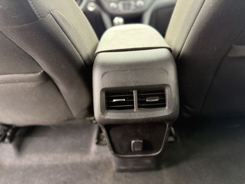2018 Chevrolet Equinox — photo 32