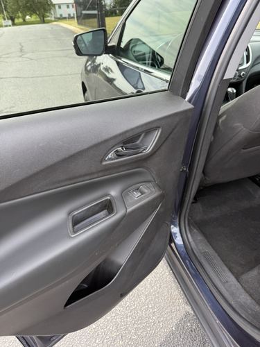 2018 Chevrolet Equinox — photo 37