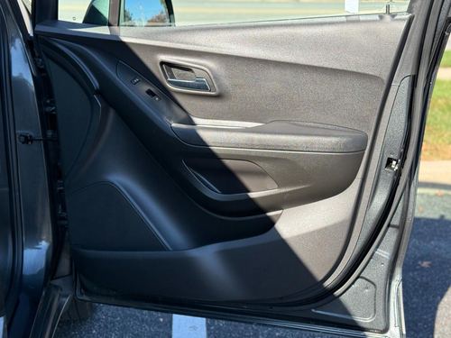 2018 Chevrolet Trax — photo 32