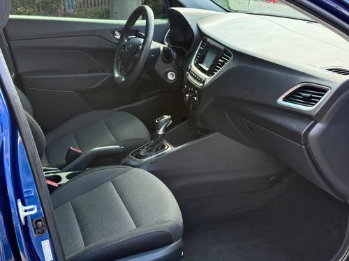 2021 Hyundai Accent — photo 23