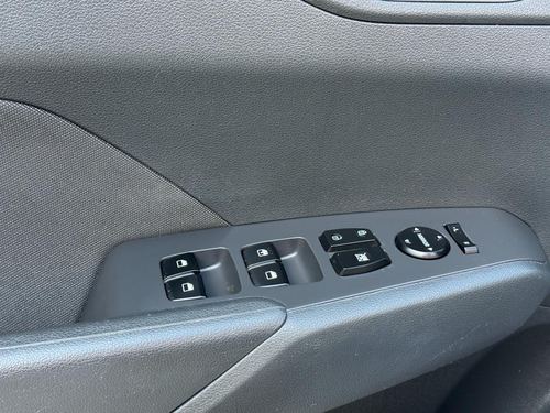 2021 Hyundai Accent — photo 28