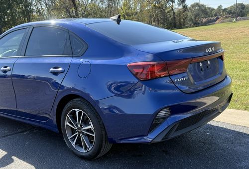 2023 Kia Forte — photo 6