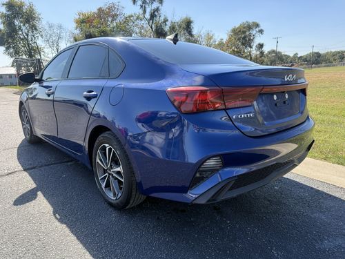 2023 Kia Forte — photo 5