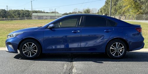 2023 Kia Forte — photo 8