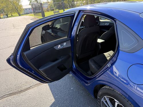 2023 Kia Forte — photo 7