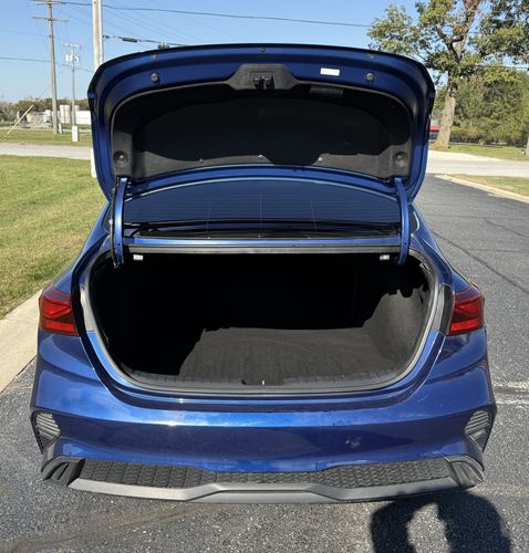 2023 Kia Forte — photo 34