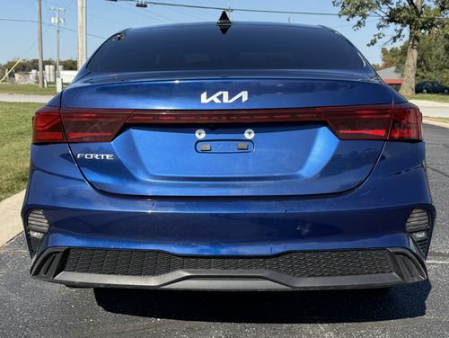 2023 Kia Forte — photo 39